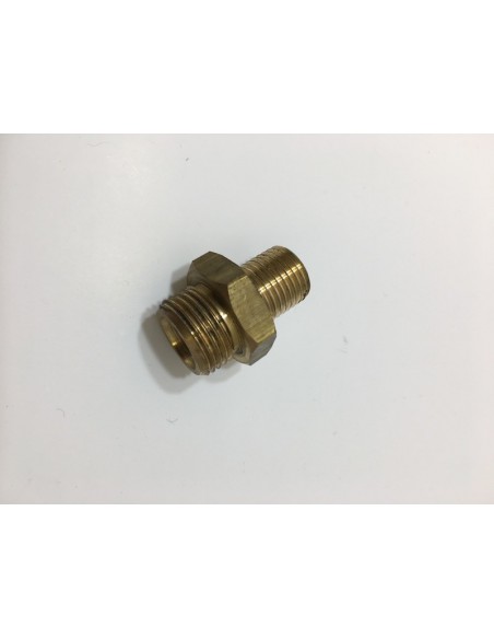¼” to 3/8” Brass Adaptor FV305